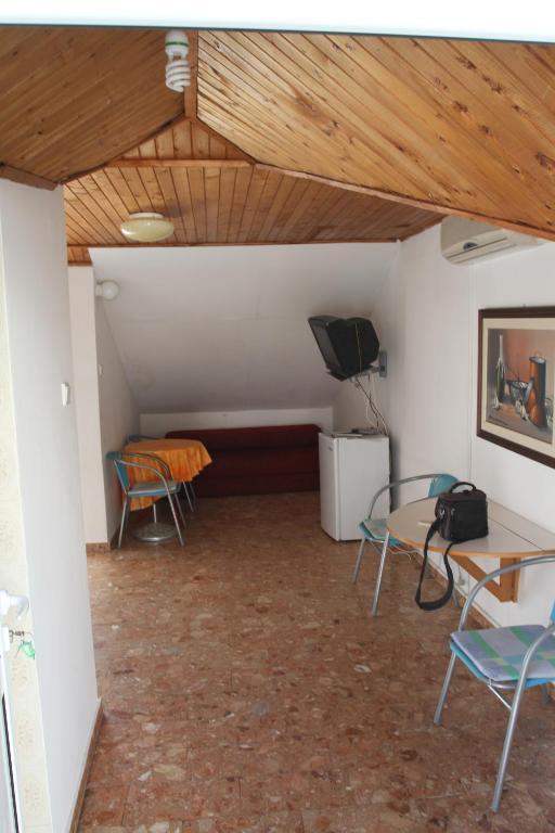 Apartments Popovic Petrovac Habitación foto